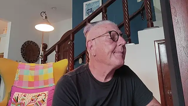 Snapshot of Lasivobruno chatting on 06-11-26, 09:45 Lasivobruno online show from 06-11-26, 09:45