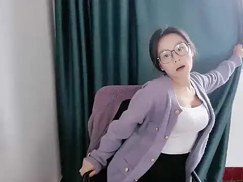 guai00 online show from 09-26-25, 03:24
