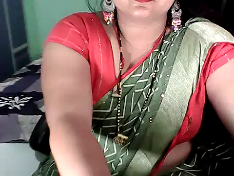 Snapshot of BABITA_KUMARII chatting on 10-17-25, 08:32 BABITA KUMARII online show from 10-17-25, 08:32