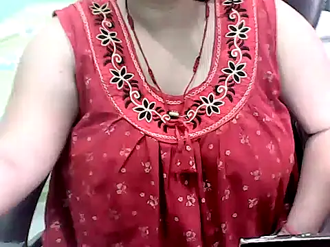 Snapshot of BABITA_KUMARII chatting on 06-11-26, 10:01 BABITA KUMARII online show from 06-11-26, 10:01