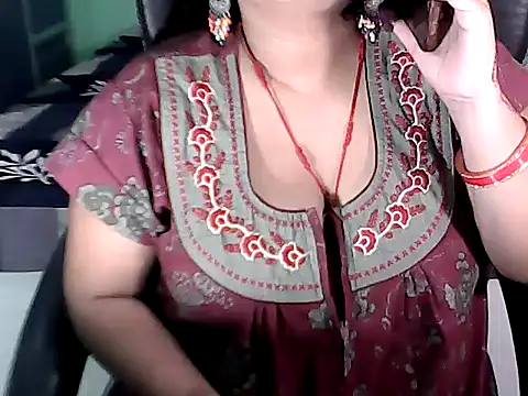 Snapshot of BABITA_KUMARII chatting on 10-12-25, 04:08 BABITA KUMARII online show from 10-12-25, 04:08