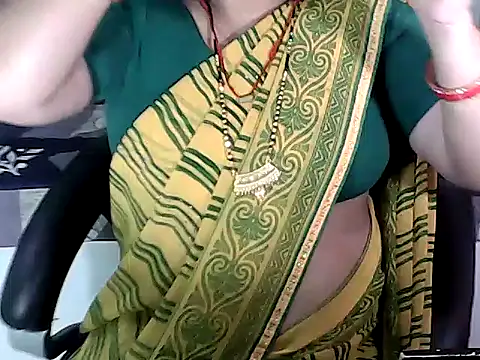 Snapshot of BABITA_KUMARII chatting on 10-15-25, 05:10 BABITA KUMARII online show from 10-15-25, 05:10