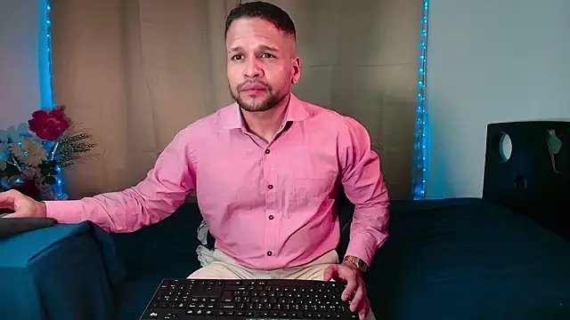 LucasGaeel online show from 02-05-26, 12:06