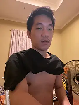 Snapshot of asian_guy_69 chatting on 09-25-25, 02:12 asian guy 69 online show from 09-25-25, 02:12