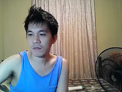 Snapshot of asian_guy_69 chatting on 09-29-25, 03:06 asian guy 69 online show from 09-29-25, 03:06