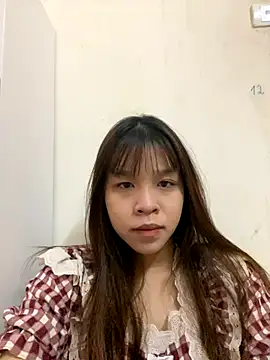 Hanaa07  online show from 10-10-25, 12:00