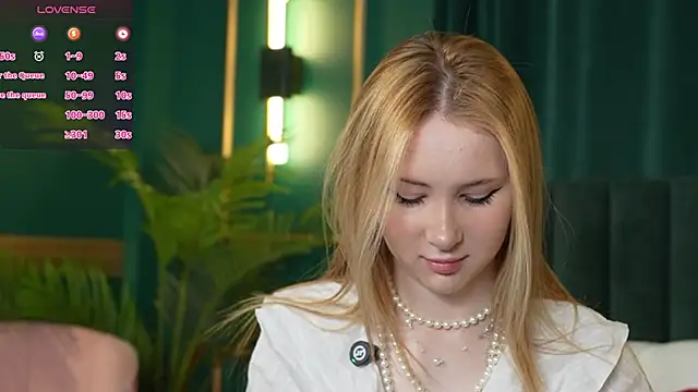 LiraKink online show from 04-08-26, 04:14