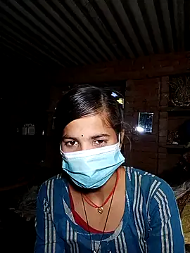 Cuty nensi online show from 10-17-25, 03:47