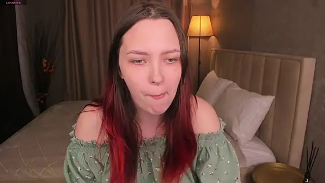 Monica  Queen online show from 03-19-26, 05:40