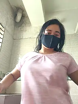 Love Queen11 online show from 04-12-26, 07:33