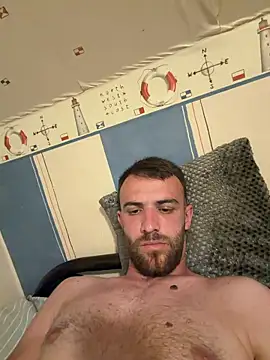 Snapshot of sexyman1936 chatting on 05-06-26, 08:57 sexyman1936 online show from 05-06-26, 08:57