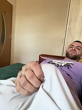 sexyman1936 online show from 12-17-25, 12:54