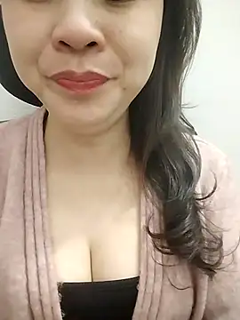 Snapshot of Girl_Shy2000 chatting on 02-02-26, 01:15 Girl Shy2000 online show from 02-02-26, 01:15