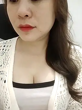 Girl Shy2000 online show from 03-28-26, 11:22