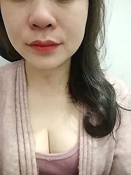 Snapshot of Girl_Shy2000 chatting on 02-01-26, 12:31 Girl Shy2000 online show from 02-01-26, 12:31