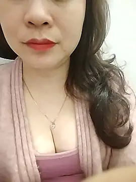 Snapshot of Girl_Shy2000 chatting on 02-19-26, 10:56 Girl Shy2000 online show from 02-19-26, 10:56