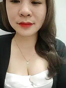 Snapshot of Girl_Shy2000 chatting on 02-28-26, 01:11 Girl Shy2000 online show from 02-28-26, 01:11