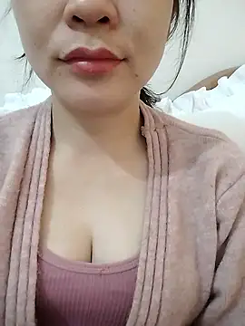 Snapshot of Girl_Shy2000 chatting on 01-11-26, 02:29 Girl Shy2000 online show from 01-11-26, 02:29