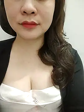 Girl Shy2000 online show from 03-17-26, 12:30