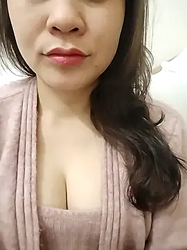 Snapshot of Girl_Shy2000 chatting on 02-08-26, 11:35 Girl Shy2000 online show from 02-08-26, 11:35