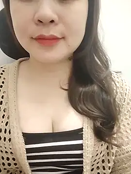 Girl Shy2000 online show from 03-29-26, 12:51