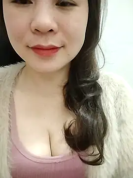 Girl Shy2000 online show from 03-08-26, 12:27