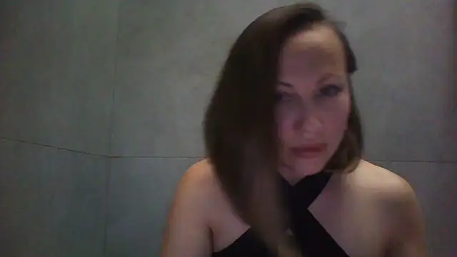 Snapshot of Norivani chatting on 10-26-25, 03:23 Norivani online show from 10-26-25, 03:23