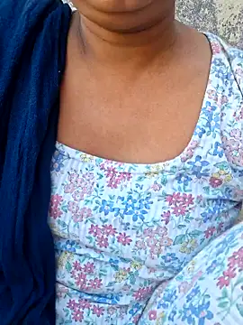 Snapshot of RINA_RANI_0 chatting on 09-24-25, 10:22 RINA RANI 0 online show from 09-24-25, 10:22