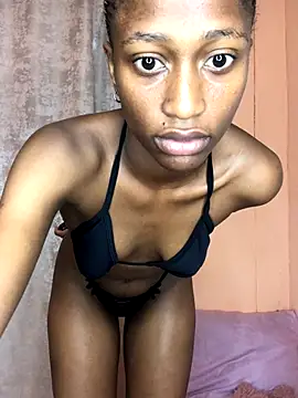 Caramel102004 online show from 09-27-25, 08:04