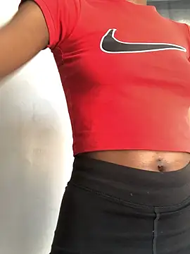 Snapshot of Caramel102004 chatting on 02-20-26, 08:27 Caramel102004 online show from 02-20-26, 08:27