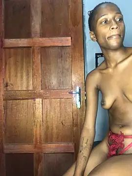 Snapshot of Caramel102004 chatting on 02-26-26, 11:27 Caramel102004 online show from 02-26-26, 11:27