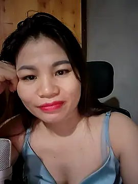 Snapshot of Meoweo_23 chatting on 09-26-25, 05:25 Meoweo 23 online show from 09-26-25, 05:25
