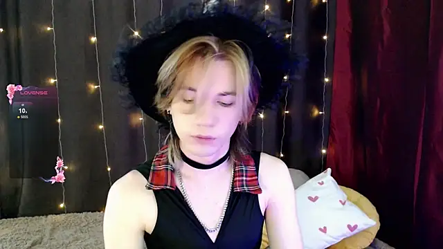 evan reinhart online show from 10-31-25, 01:30