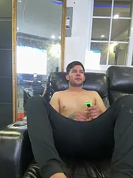 Moisesjrtapia online show from 02-24-26, 02:01