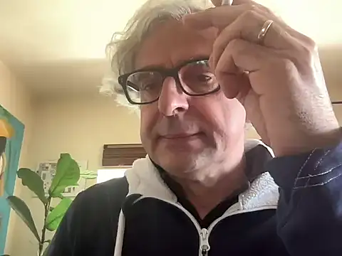 chtentation online show from 02-25-26, 11:43