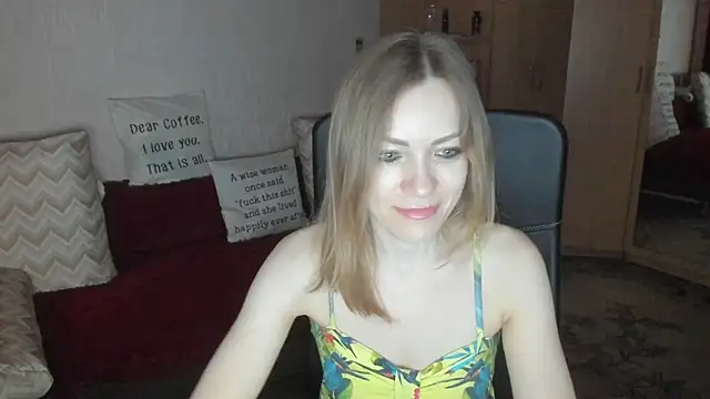 Tiffany Bates online show from 03-12-26, 03:34