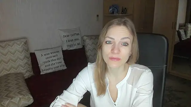 Snapshot of Tiffany_Bates chatting on 01-19-26, 03:10 Tiffany Bates online show from 01-19-26, 03:10