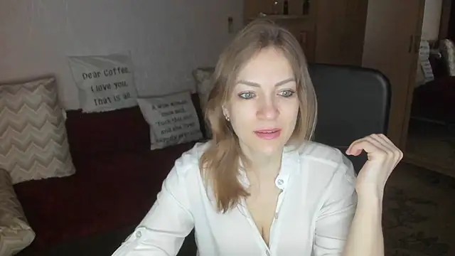 Tiffany Bates online show from 04-02-26, 03:46