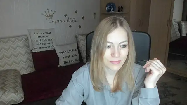 Snapshot of Tiffany_Bates chatting on 11-12-25, 03:21 Tiffany Bates online show from 11-12-25, 03:21