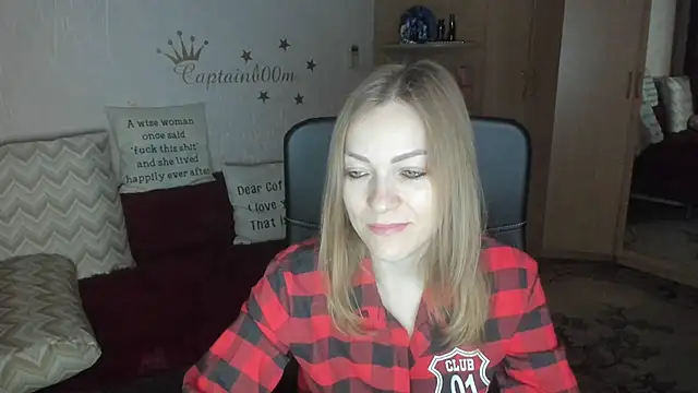 Snapshot of Tiffany_Bates chatting on 11-08-25, 03:54 Tiffany Bates online show from 11-08-25, 03:54