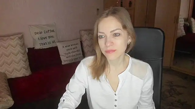 Tiffany Bates online show from 03-23-26, 03:39