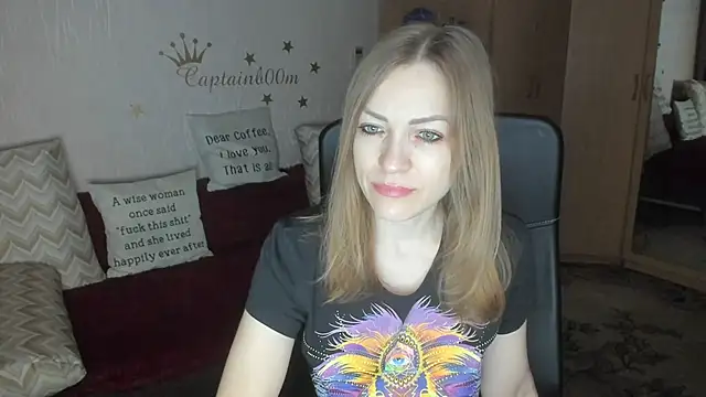 Snapshot of Tiffany_Bates chatting on 12-04-25, 03:27 Tiffany Bates online show from 12-04-25, 03:27