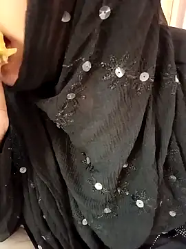 Miss Rose   online show from 10-29-25, 11:42