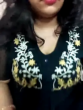 Miss Rose   online show from 10-31-25, 07:05