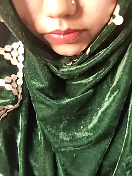 Miss Rose   online show from 02-18-26, 06:00