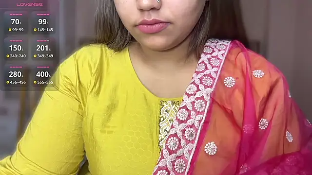 Snapshot of Miss_Rose__ chatting on 07-19-26, 04:54 Miss Rose online show from 07-19-26, 04:54