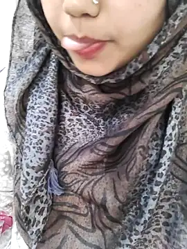 Snapshot of Miss_Rose__ chatting on 06-27-26, 12:22 Miss Rose online show from 06-27-26, 12:22