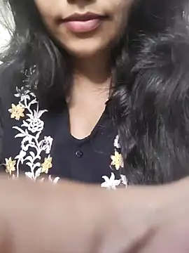 Snapshot of Miss_Rose__ chatting on 09-30-25, 04:13 Miss Rose   online show from 09-30-25, 04:13