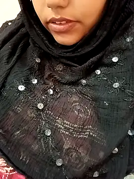 Snapshot of Miss_Rose__ chatting on 10-28-25, 06:01 Miss Rose   online show from 10-28-25, 06:01