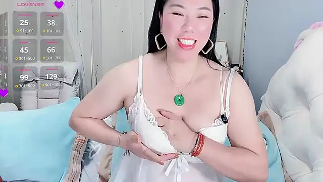 Huanhuan- online show from 11-10-25, 06:24